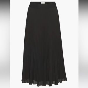 Wilfred Twirl Pleated Skirt